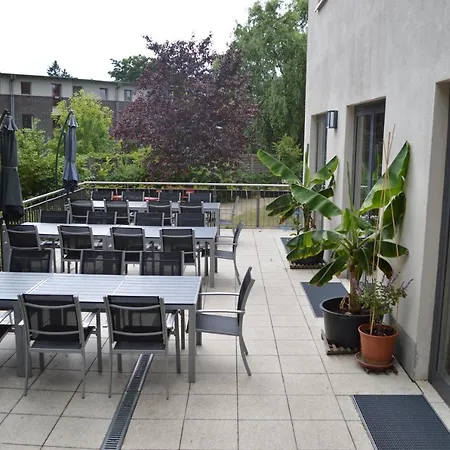 Jugendherberge Potsdam 旅馆 *