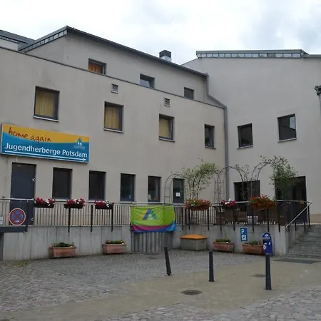 Jugendherberge Potsdam Hostel *