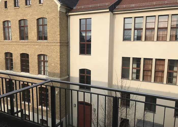 Jugendherberge Potsdam Hostel *