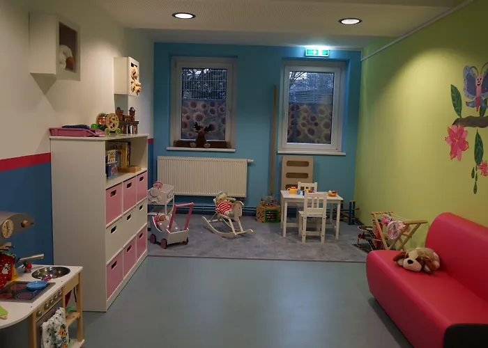 Jugendherberge Potsdam Hostel *