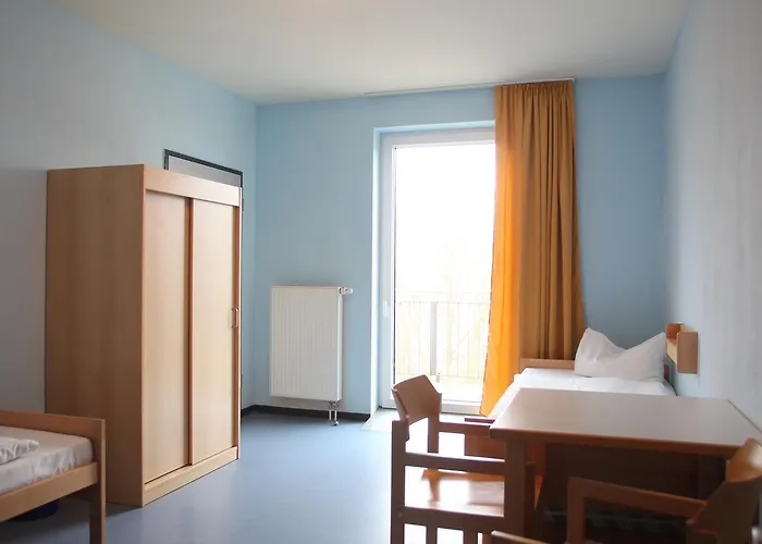 Jugendherberge Potsdam * Потсдам